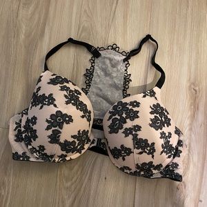 Victorias Secret/Pink bra